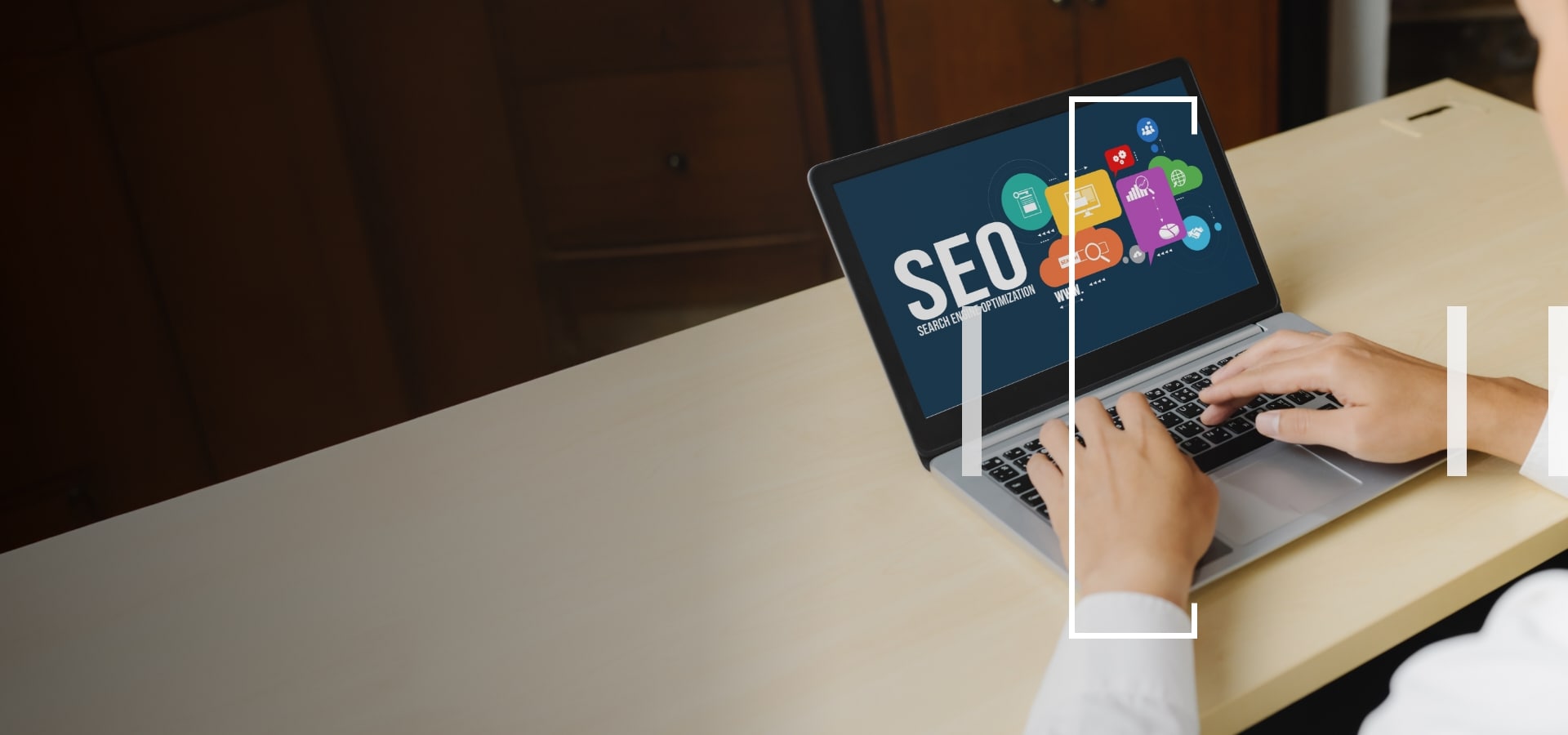 Using intelligent automation to facilitate SEO implementation