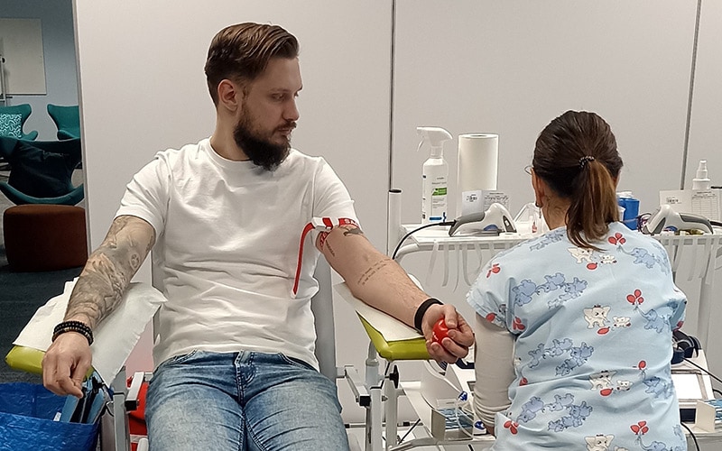 Tamas joins our blood donation drive, supporting the Czech Republic's blood donor registry.